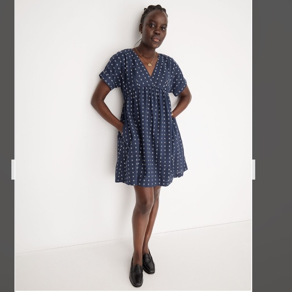 Madewell V-Neck Dolman-Sleeve Mini Dress in Textured Dot M - Picture 14 of 14